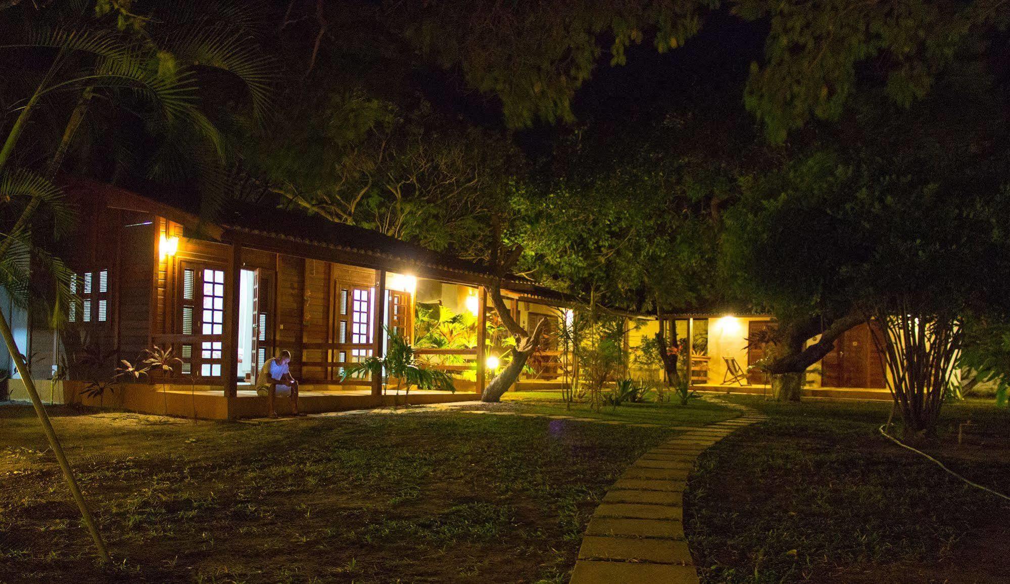 Pousada Wind Paracuru Bed and Breakfast Exterior foto